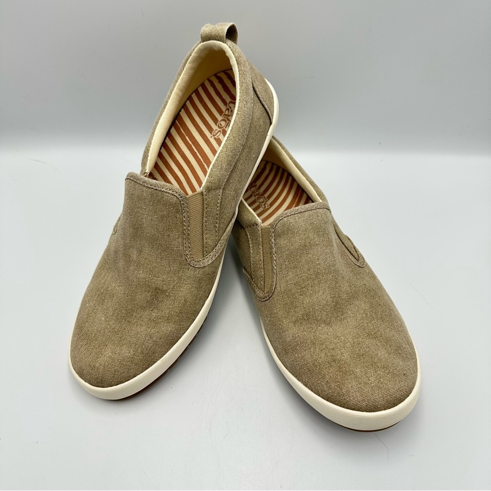 Taos Canvas Slip On Dandy Women’s Sz 7.5 Khaki Camel Comfort Casual Arch Support